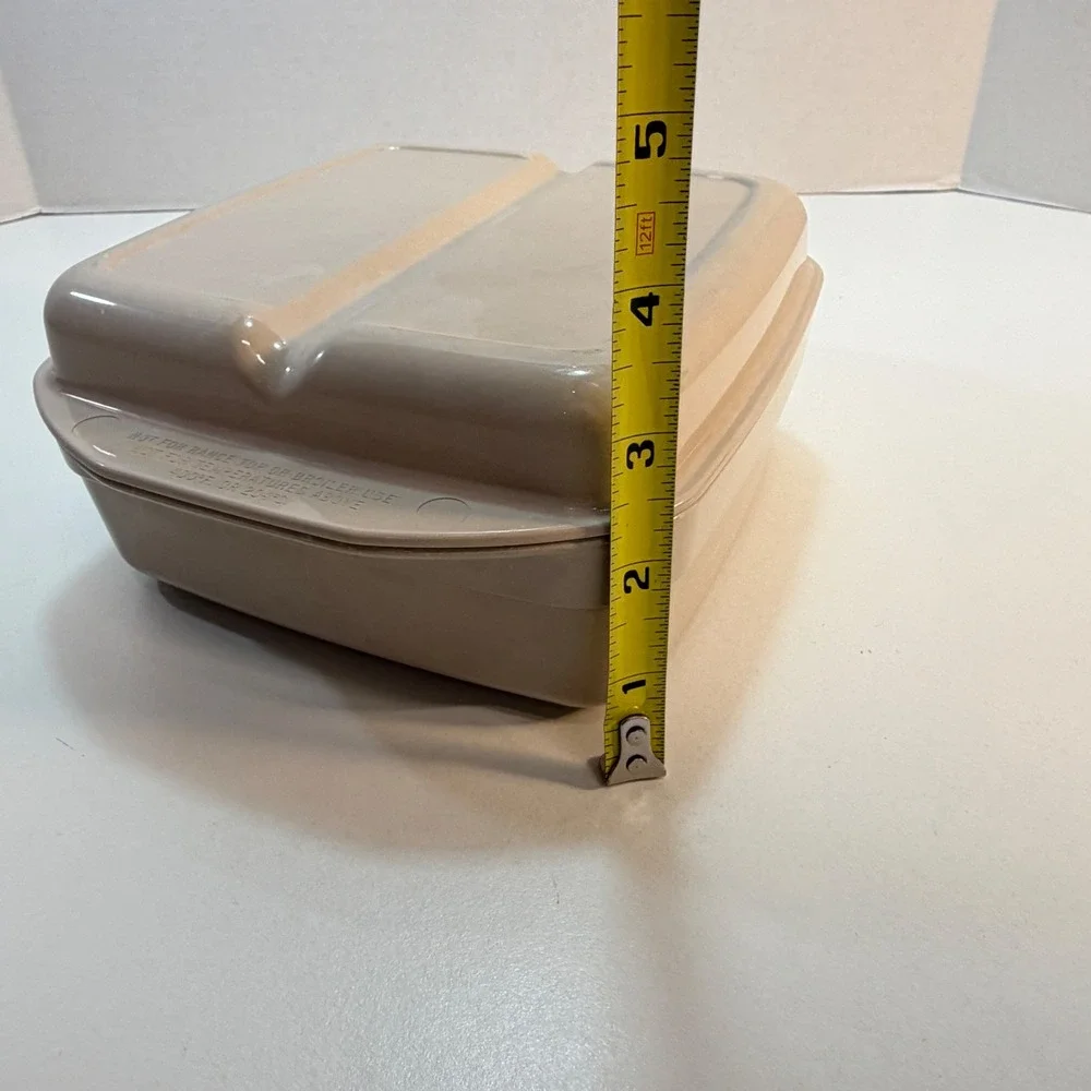 Anchor Hocking Microwave Casserole Dish Beige Divided Lid PM481-T1 Made In USA